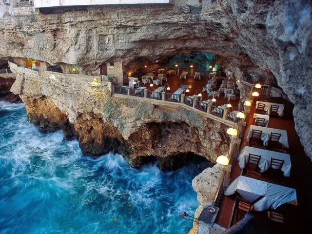 Grotta Palazzese: Un'Esperienza Unica a Polignano a Mare